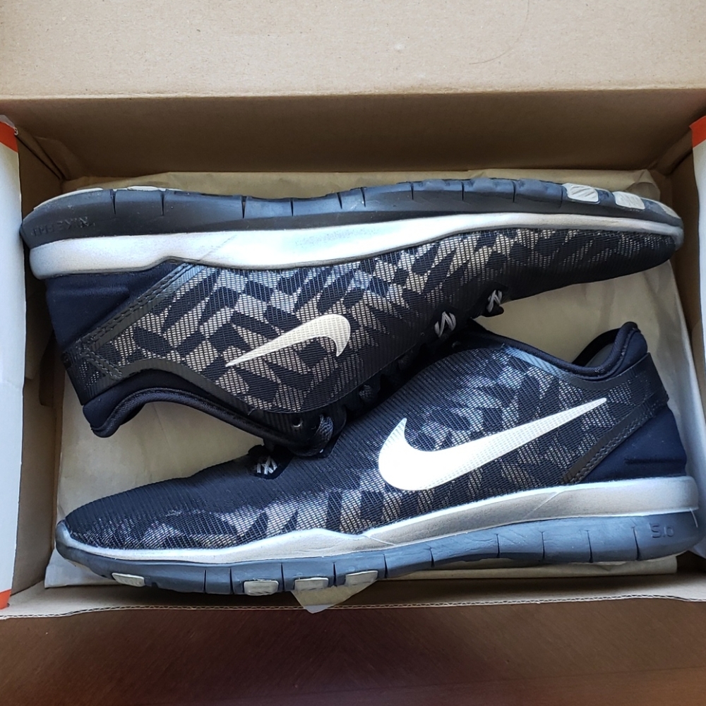 Nike shoes